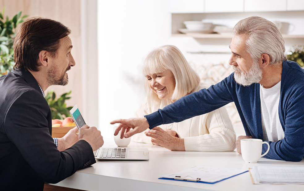 Advisor sharing planning scenarios with clients