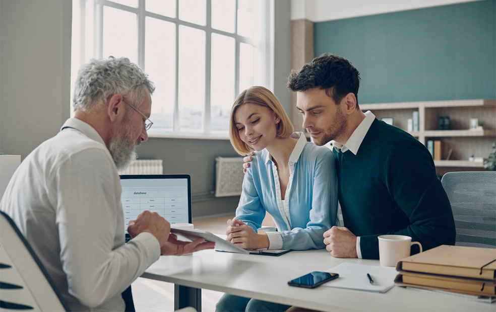 Advisor Getting to Know Clients